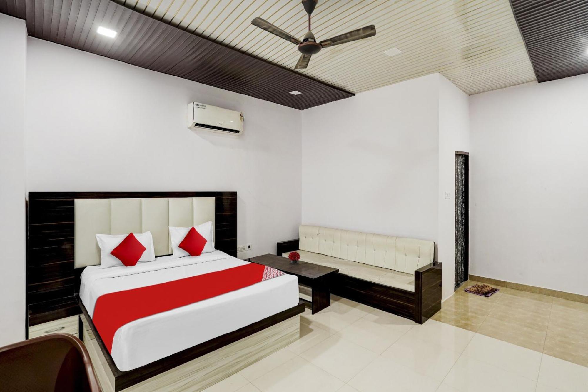 Collection O Love Garden Hotel Ghaziabad Bagian luar foto