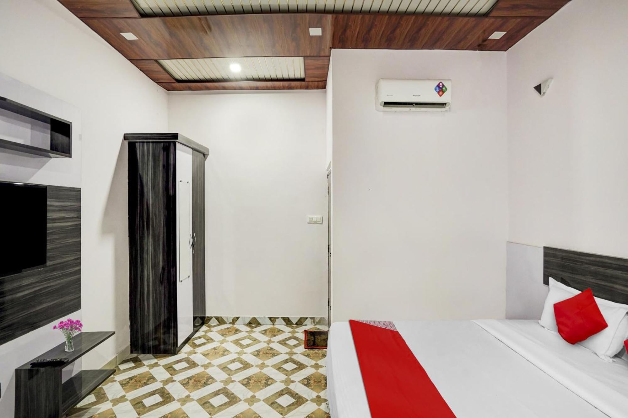 Collection O Love Garden Hotel Ghaziabad Bagian luar foto